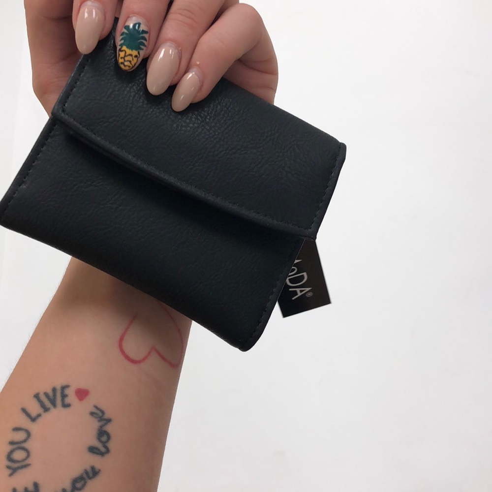 Black Wallet